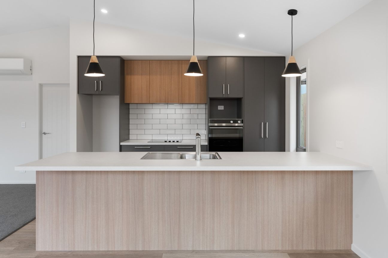 Brand new in Blackhead Road – pohled 5