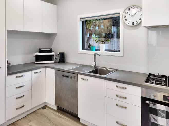24 Ron Deal Way, Epuni