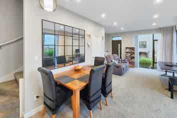 24 Ron Deal Way, Epuni