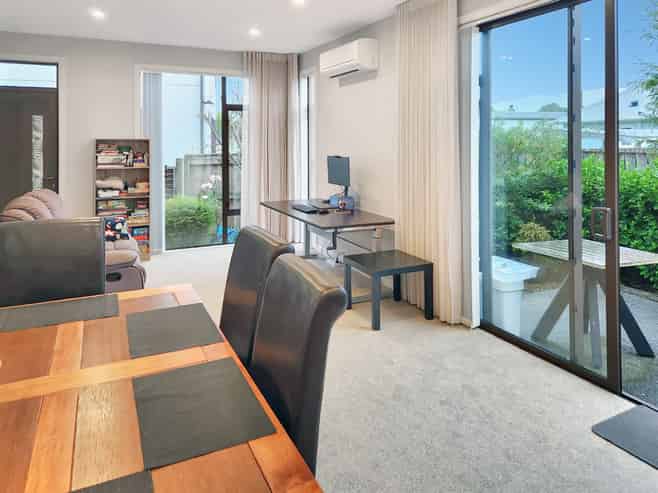 24 Ron Deal Way, Epuni