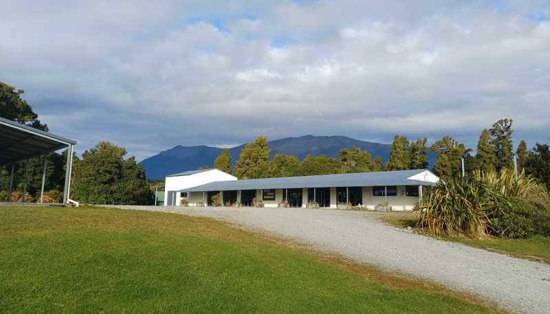 7 Tahutahi Road, Haast