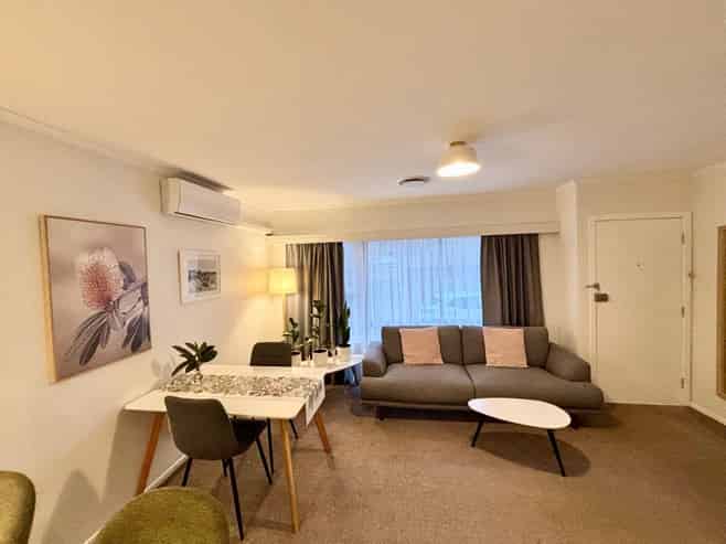 2/15 Brook Street, Milford