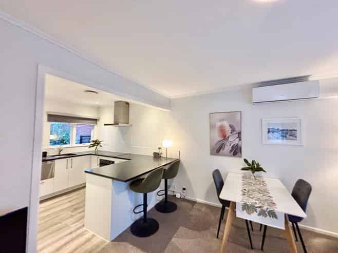 2/15 Brook Street, Milford