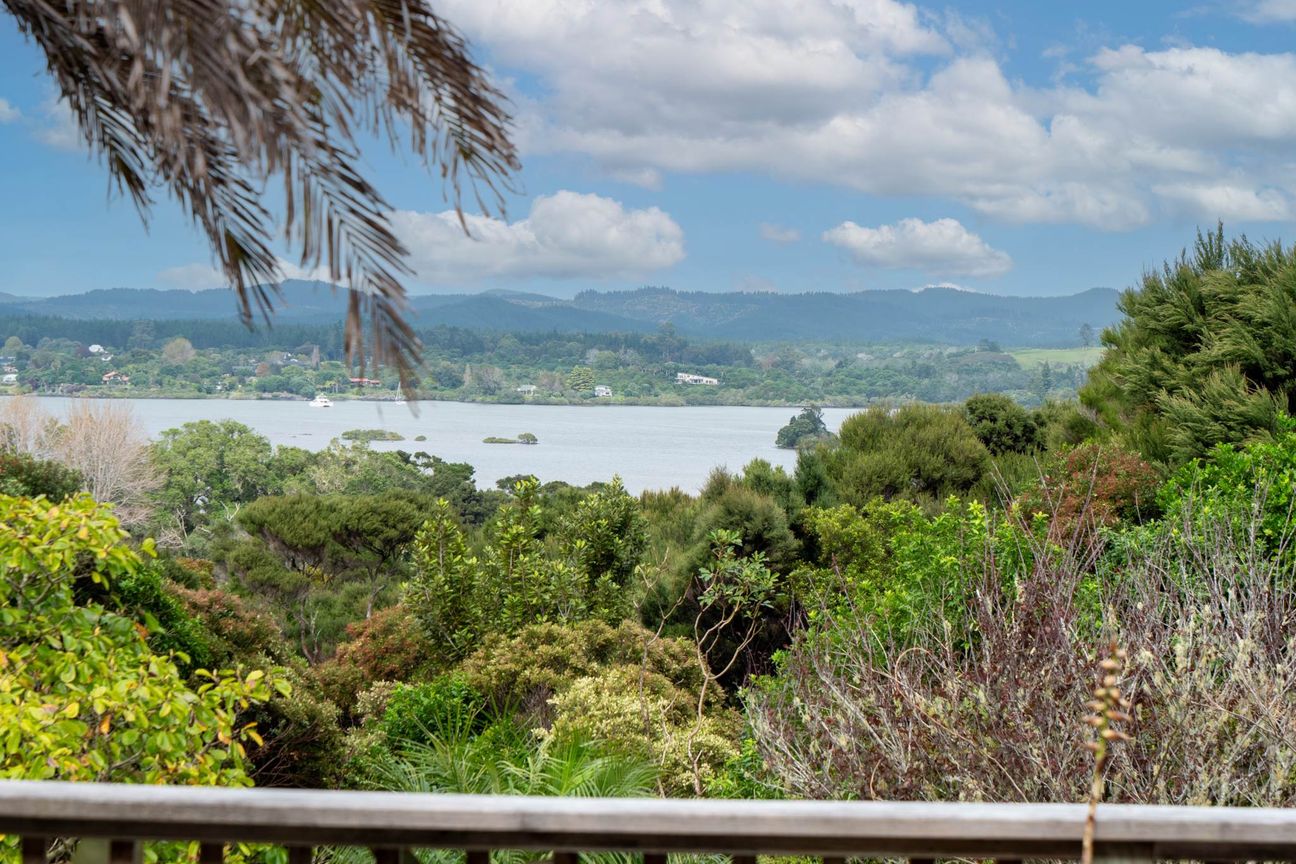 Private Coastal Retreat with Inlet Views - Vista 2
