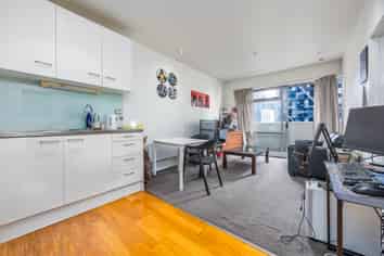 11F/16 Gore Street, Auckland Central