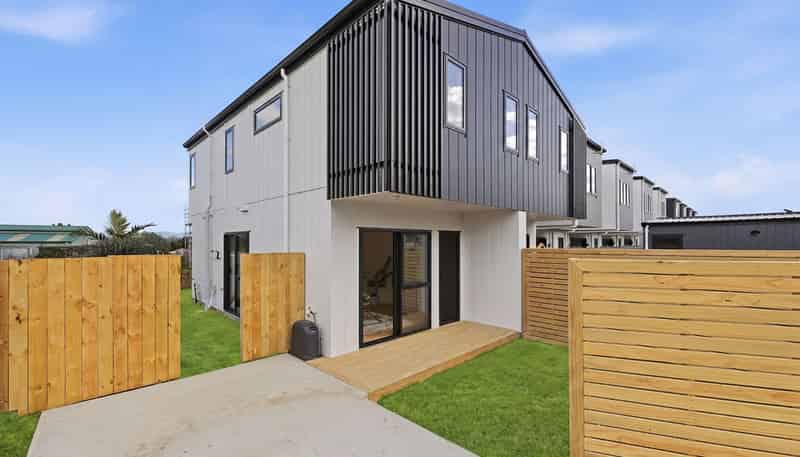 97 Wavecrest Lane, Hobsonville
