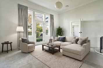 1001 Plunket Street, Saint Leonards