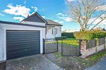 1001 Plunket Street, Saint Leonards
