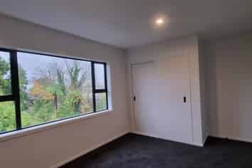 2/98 Lake Road, Ohinemutu