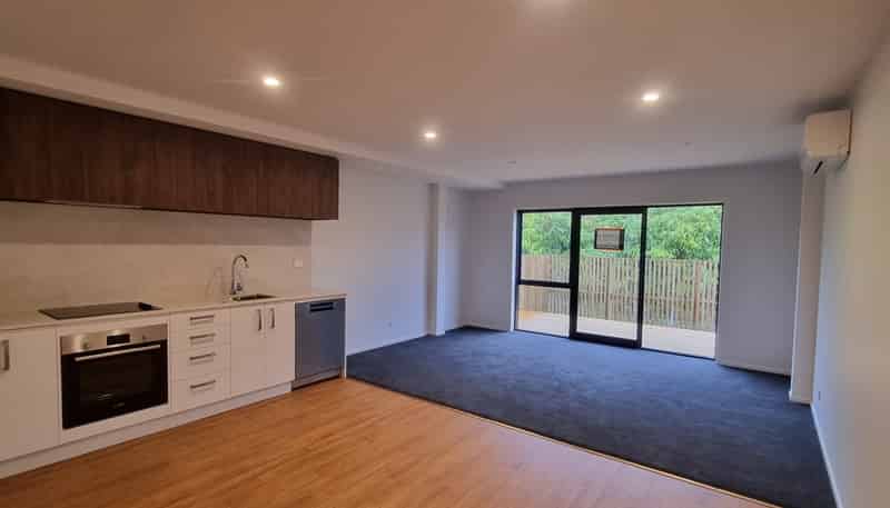 2/98 Lake Road, Ohinemutu