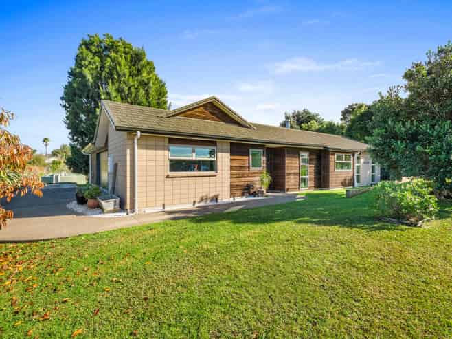 1 Neill Boak Place, Beachlands