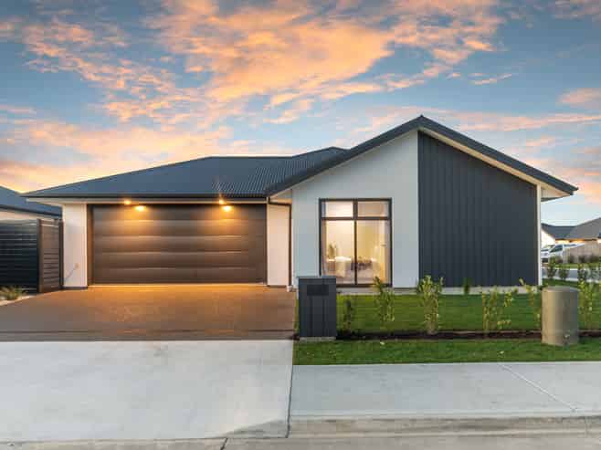 36 Stackwood Avenue, Woodend