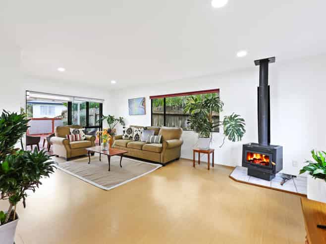 2/57 Howe Street, Howick