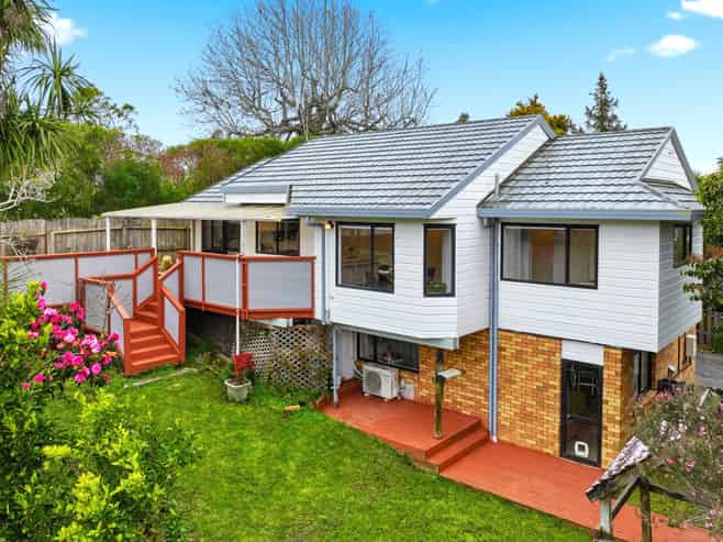 2/57 Howe Street, Howick