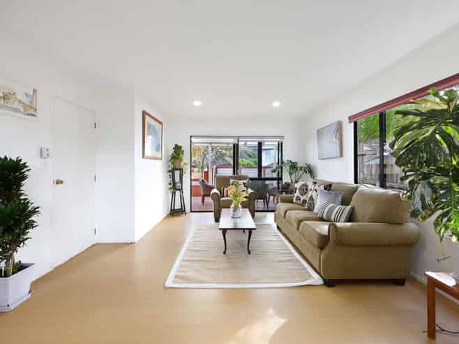 2/57 Howe Street, Howick
