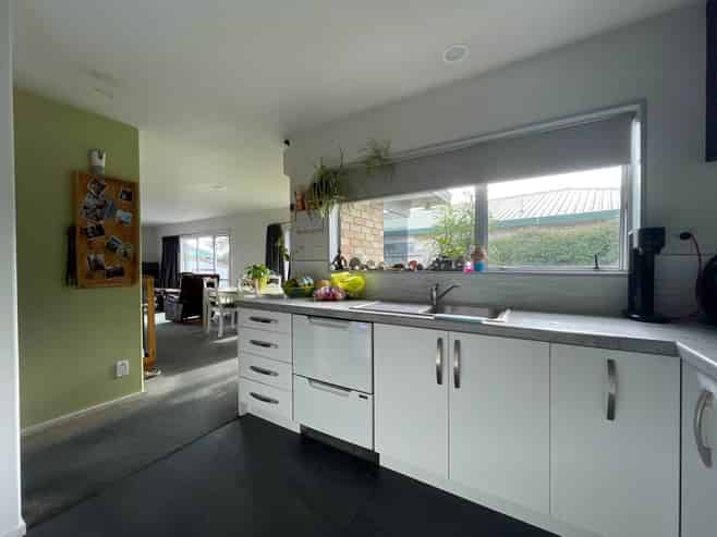 6 Crisp Drive, Papamoa