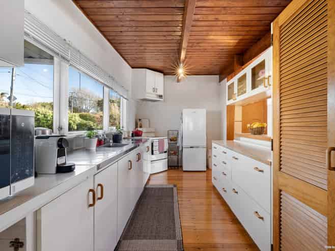 156 Bleakhouse Road, Mellons Bay
