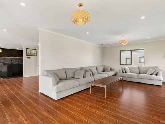 78C  Hyland Place, Waiuku