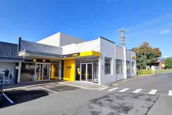 PREMIUM CORNER RETAIL - LANDMARK LOCATION

