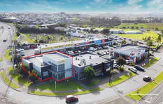 PREMIUM CORNER RETAIL - LANDMARK LOCATION
