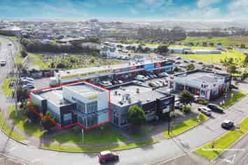 PREMIUM CORNER RETAIL - LANDMARK LOCATION
