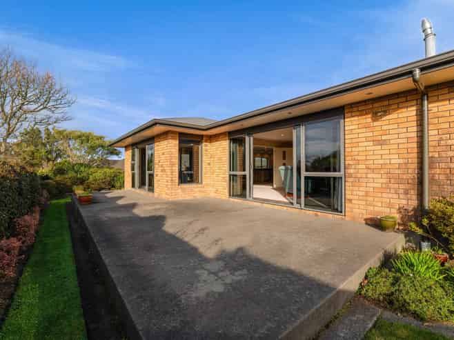 73B Cressida Avenue, Stratford