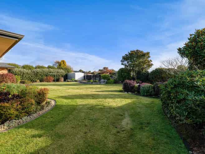 73B Cressida Avenue, Stratford
