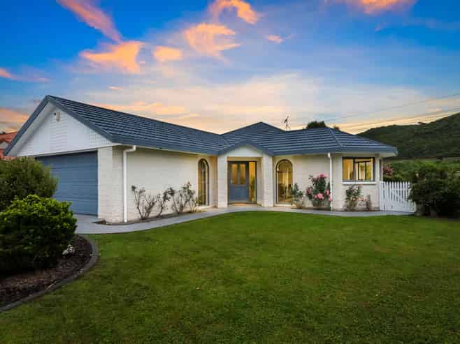 31 Mary Huse Grove, Manor Park