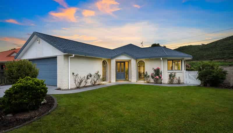 31 Mary Huse Grove, Manor Park