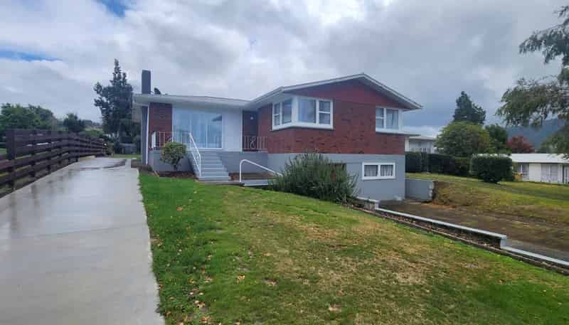6 Aurora Street, Sunnybrook