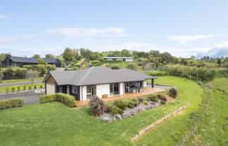 4 Summerhill Drive, Papamoa