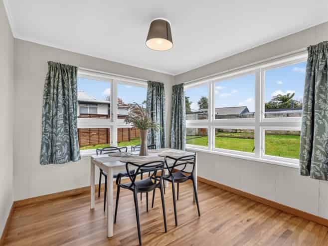 2 Fairview Street, Tirau
