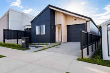 15 Mahinga Kai Road, Orewa