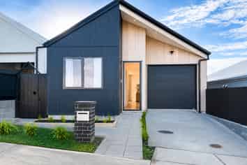 15 Mahinga Kai Road, Orewa