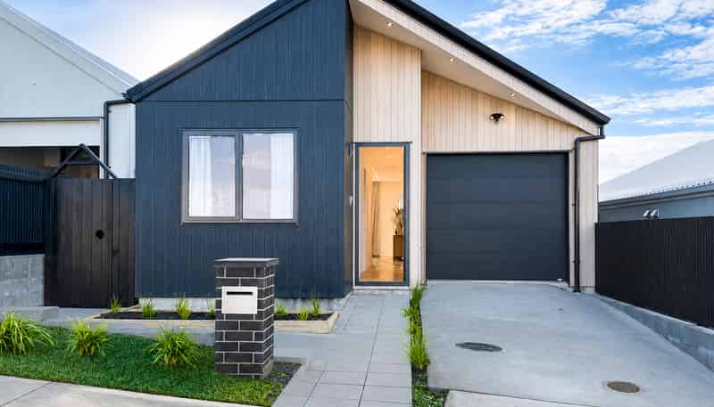 15 Mahinga Kai Road, Orewa