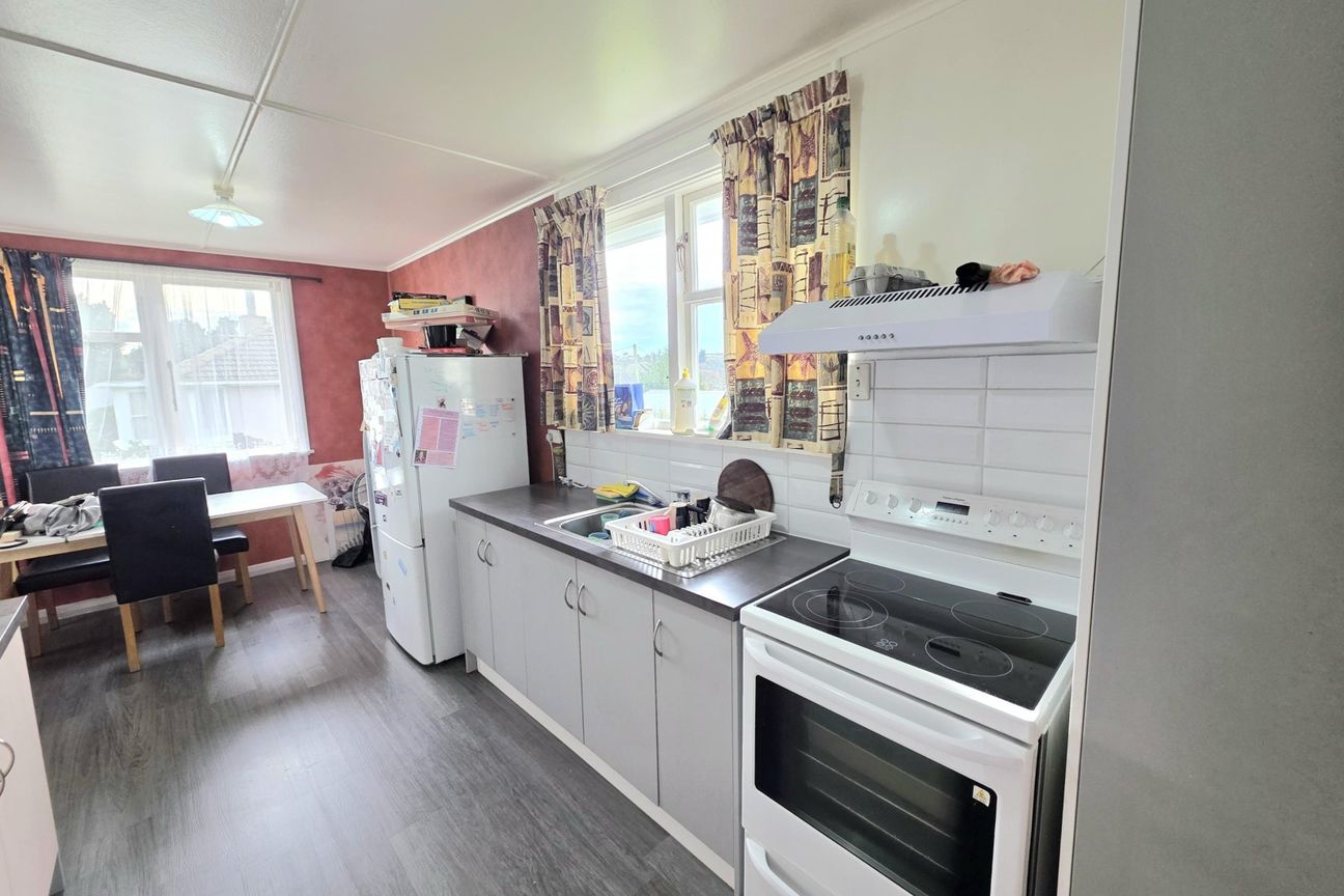 Convenient, Comfortable & Investment Ready - View 3