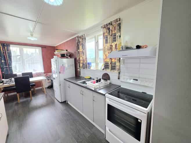 1 Roach Street, Holmes Hill