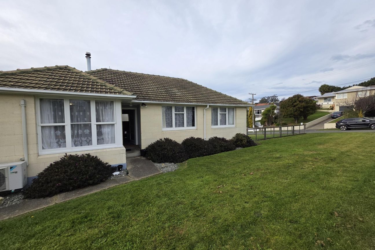 Convenient, Comfortable & Investment Ready - View 2