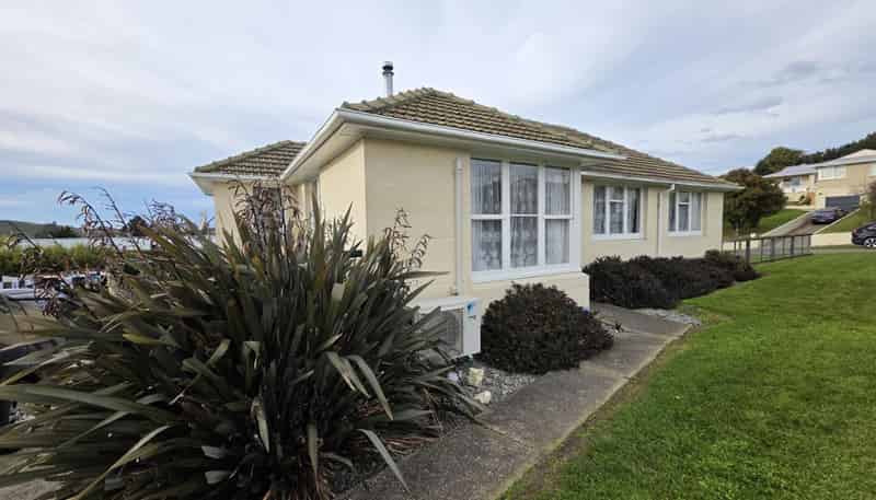 1 Roach Street, Holmes Hill