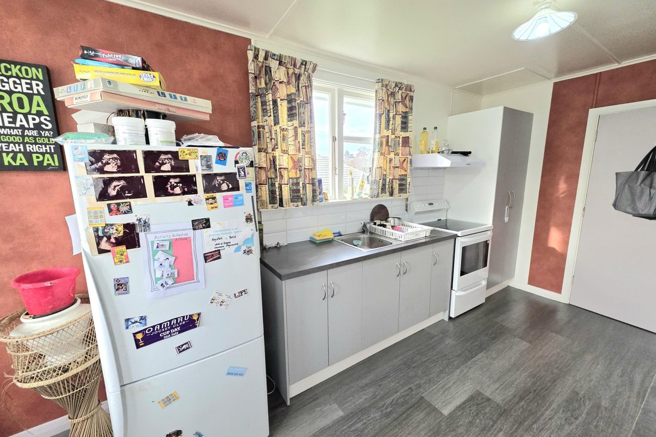 Convenient, Comfortable & Investment Ready - View 4