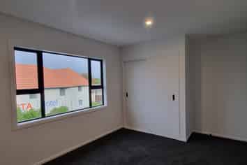 5/98 Lake Road, Ohinemutu