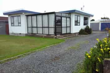 27 Gladstone Road, Woodend