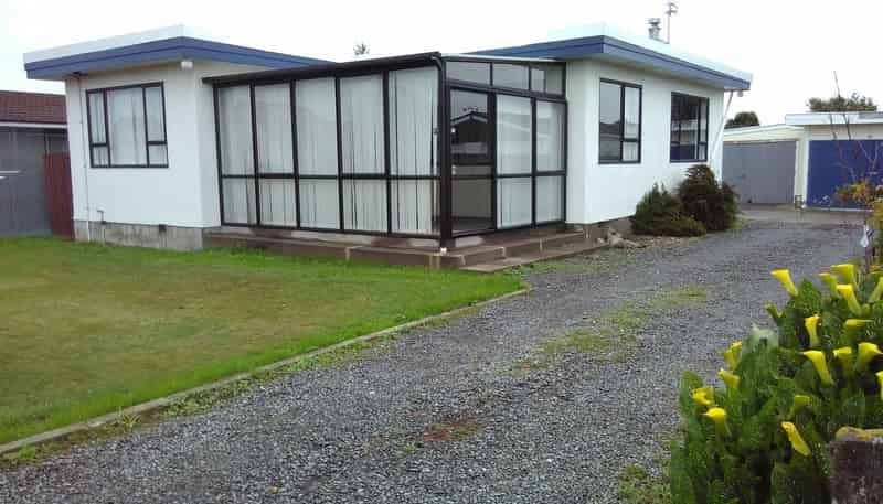 27 Gladstone Road, Woodend
