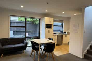 2/54 Rm C Cook Street, Hamilton East