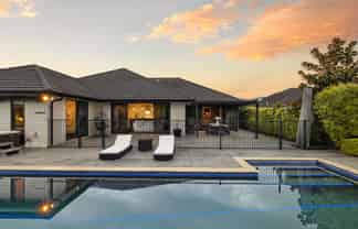 3 Nicola Jean Place, Flagstaff