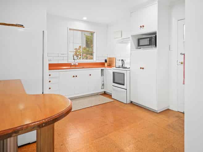 16 Moody Street, Gore Bay