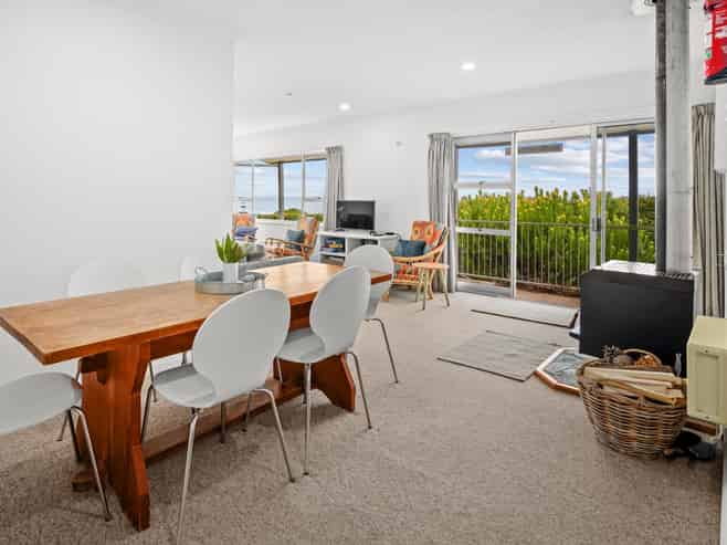 16 Moody Street, Gore Bay