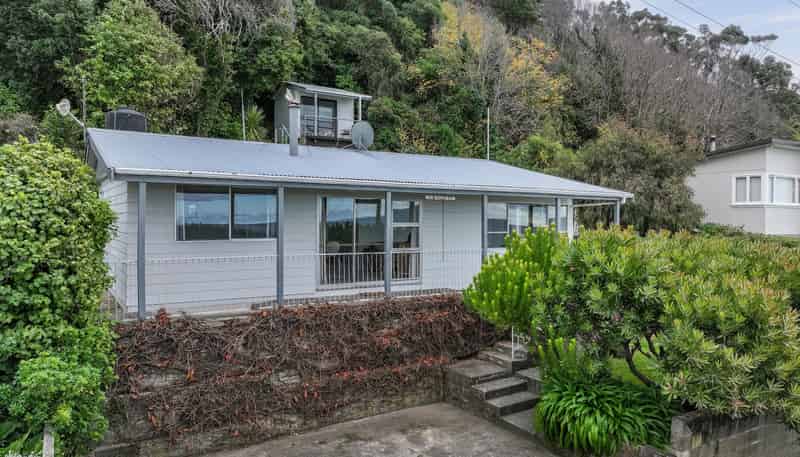 16 Moody Street, Gore Bay