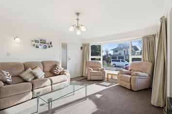 2/9 Lombard Place, Avonhead