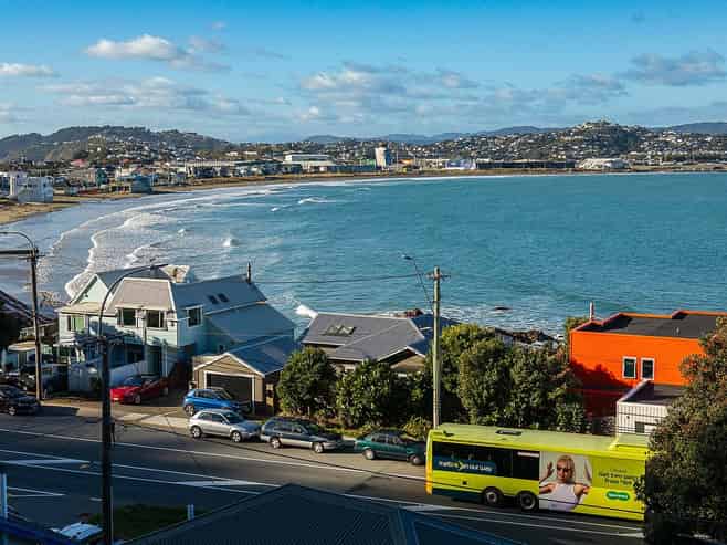 274 Queens Drive, Lyall Bay